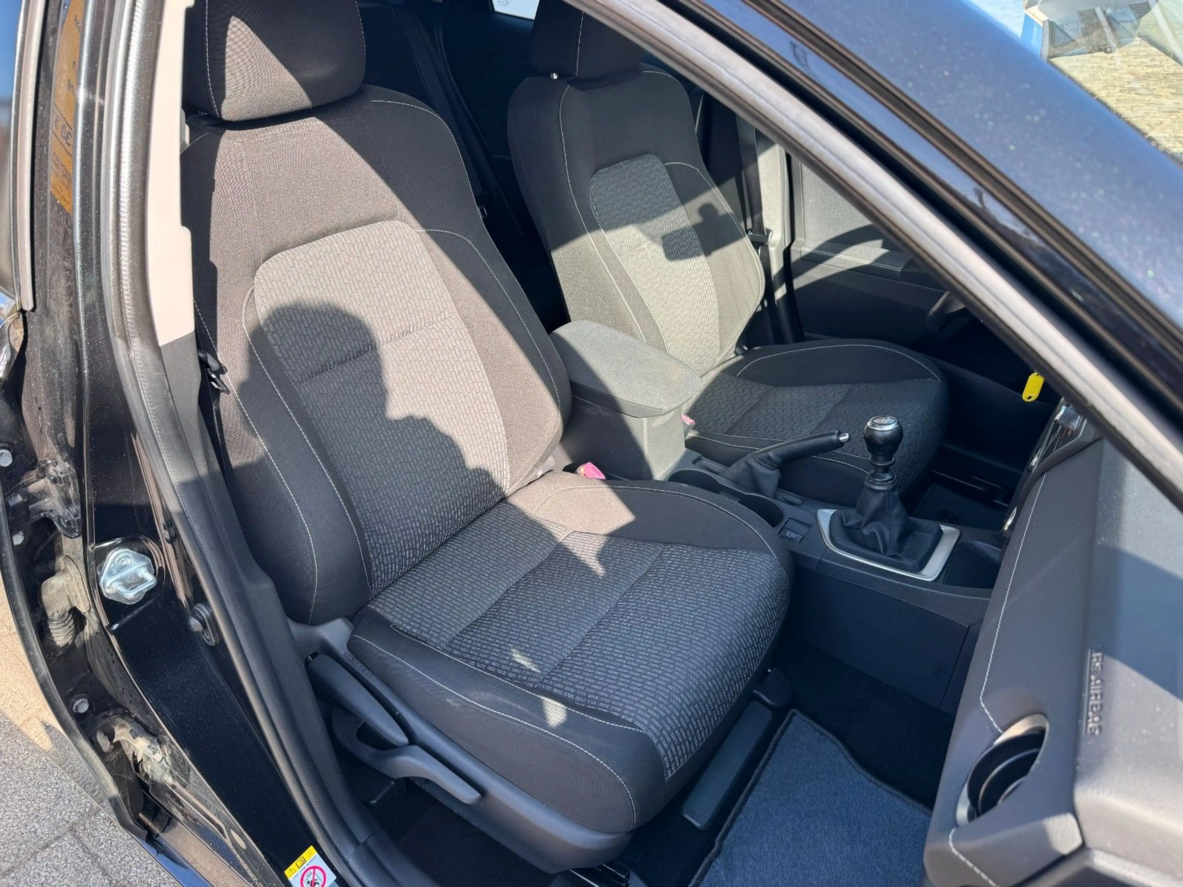 Toyota Auris Edition NUR 73.000 KM* — photo 18