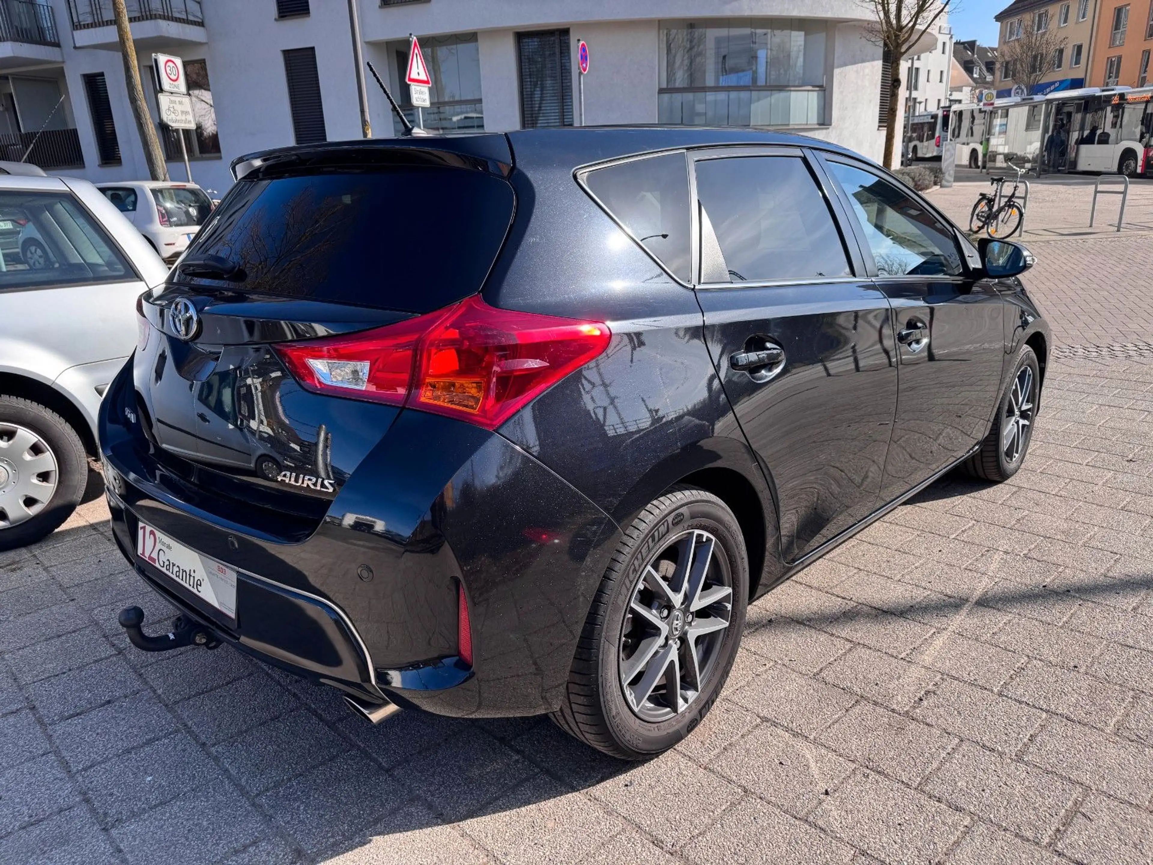 Toyota Auris Edition NUR 73.000 KM* — photo 6