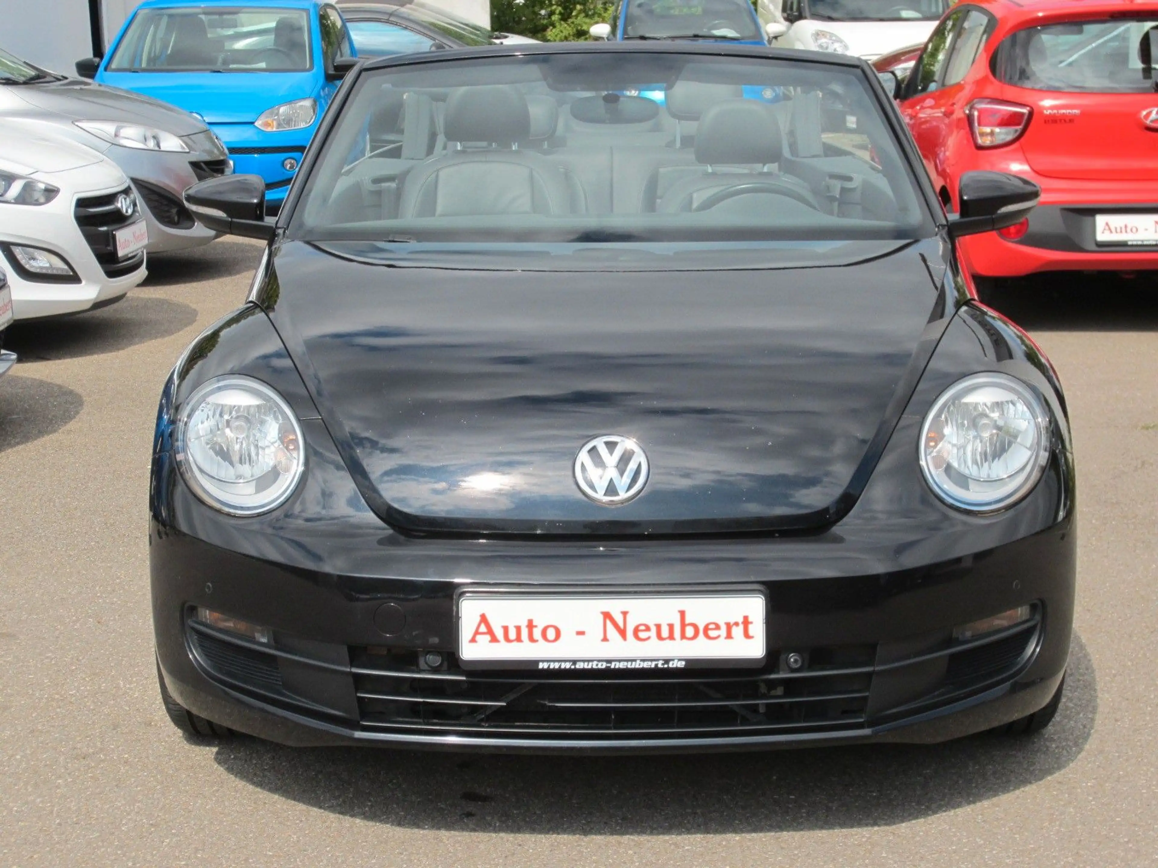 Volkswagen Beetle Cabriolet 2,0TDI — photo 12