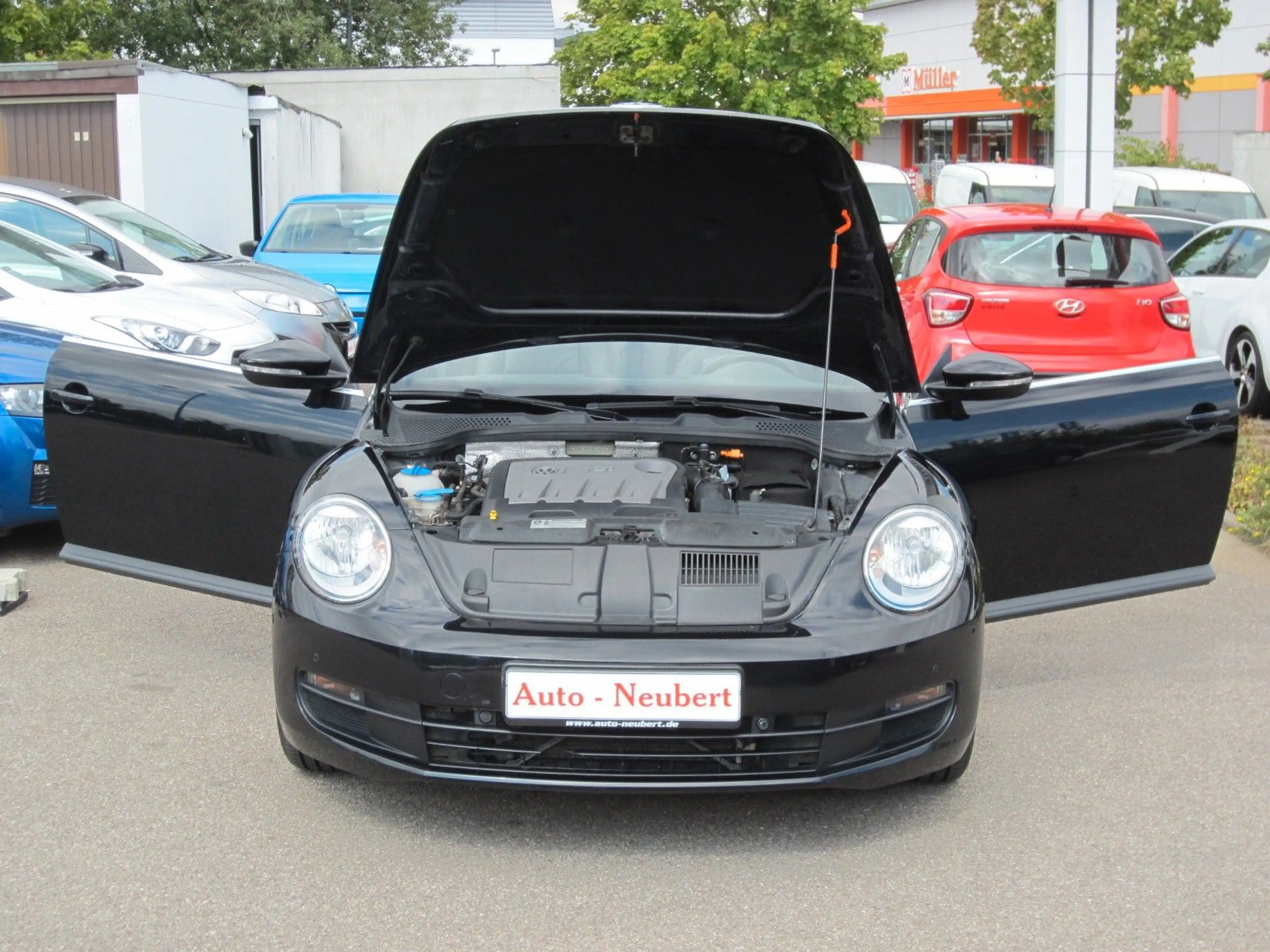 Volkswagen Beetle Cabriolet 2,0TDI — photo 7