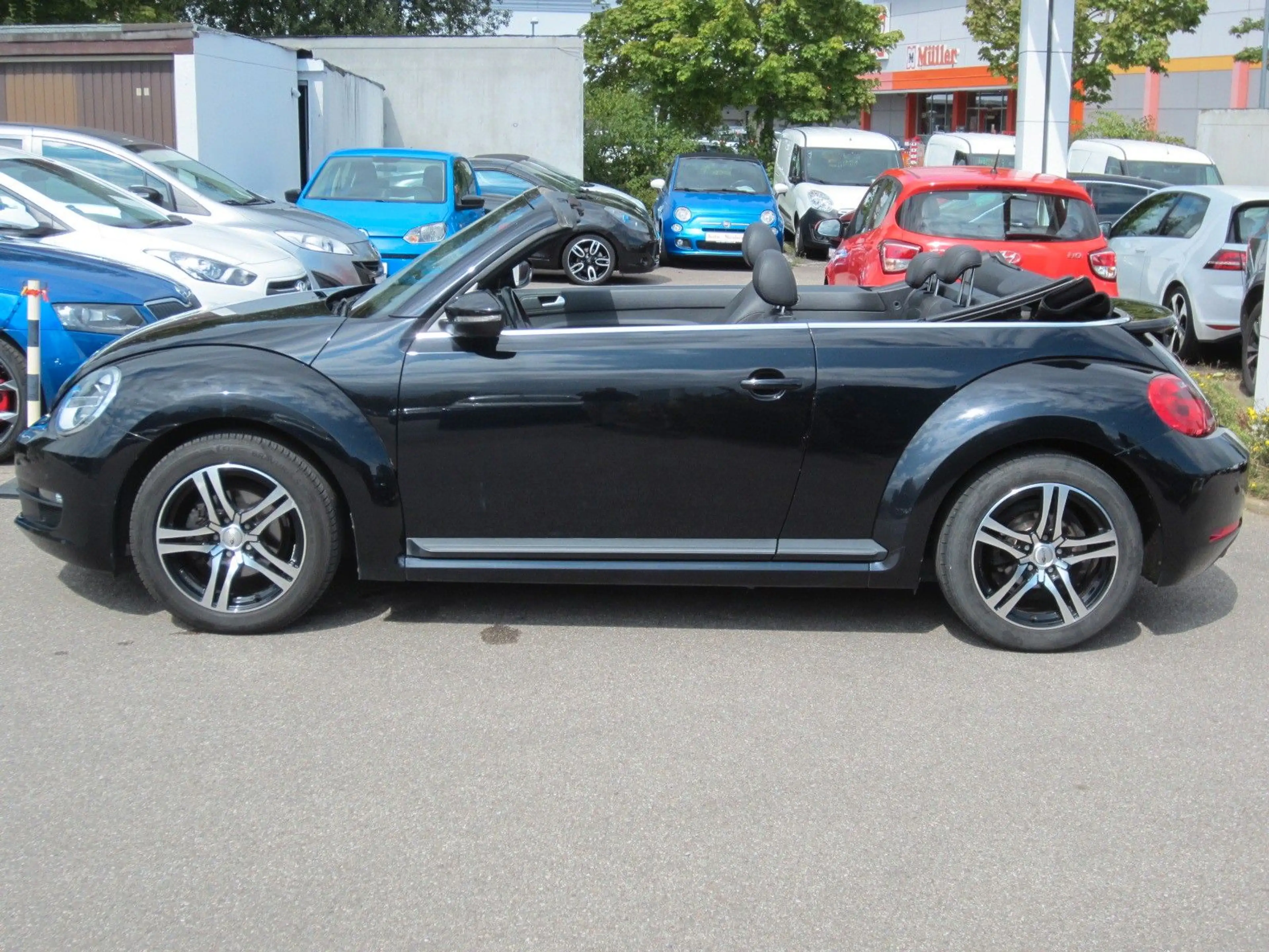 Volkswagen Beetle Cabriolet 2,0TDI — photo 11