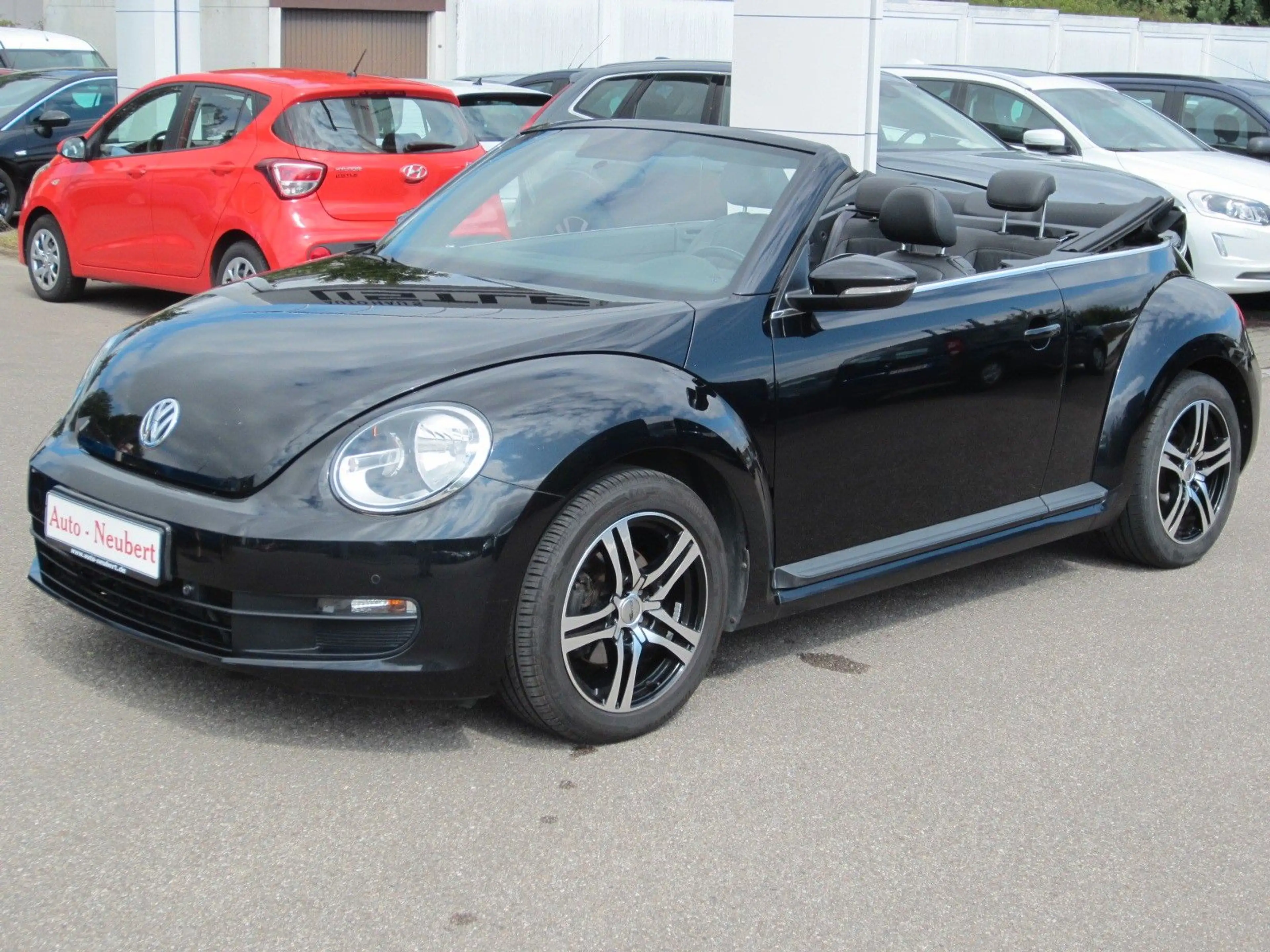 Volkswagen Beetle Cabriolet 2,0TDI — photo 15