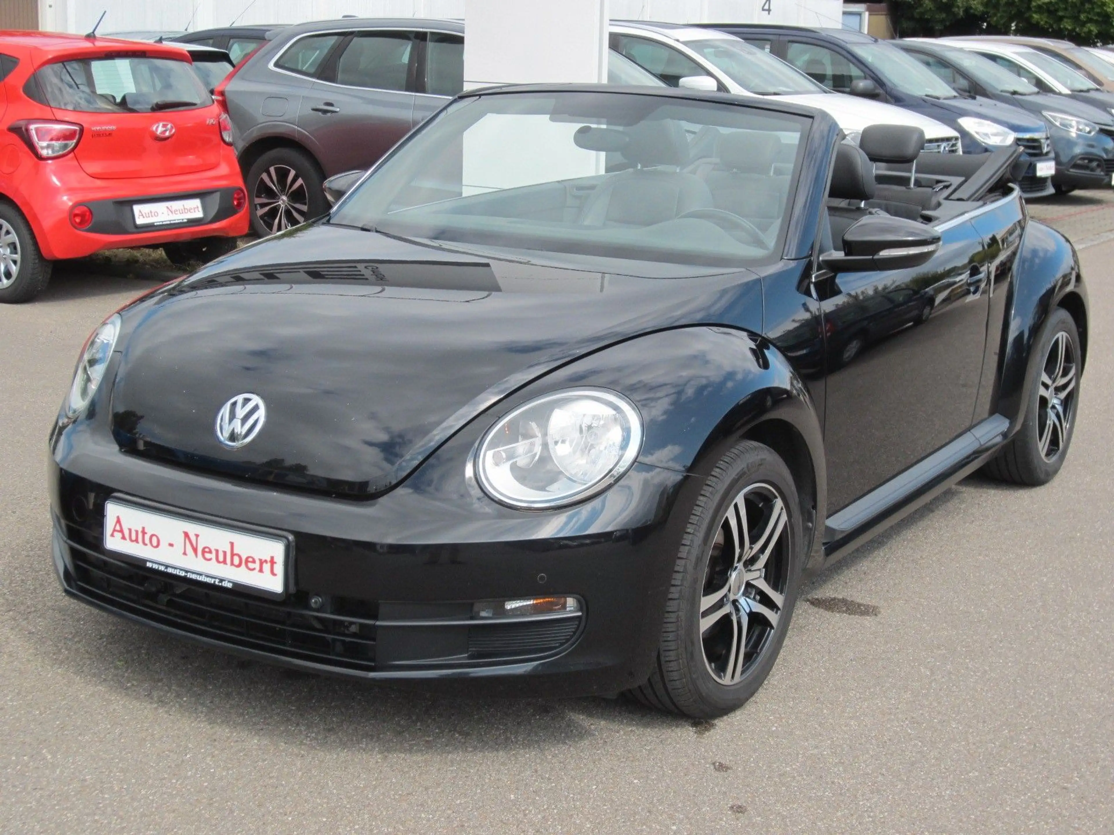 Volkswagen Beetle Cabriolet 2,0TDI — photo 2
