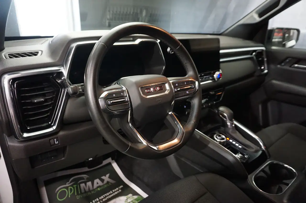 GMC Canyon снимка GMC Canyon