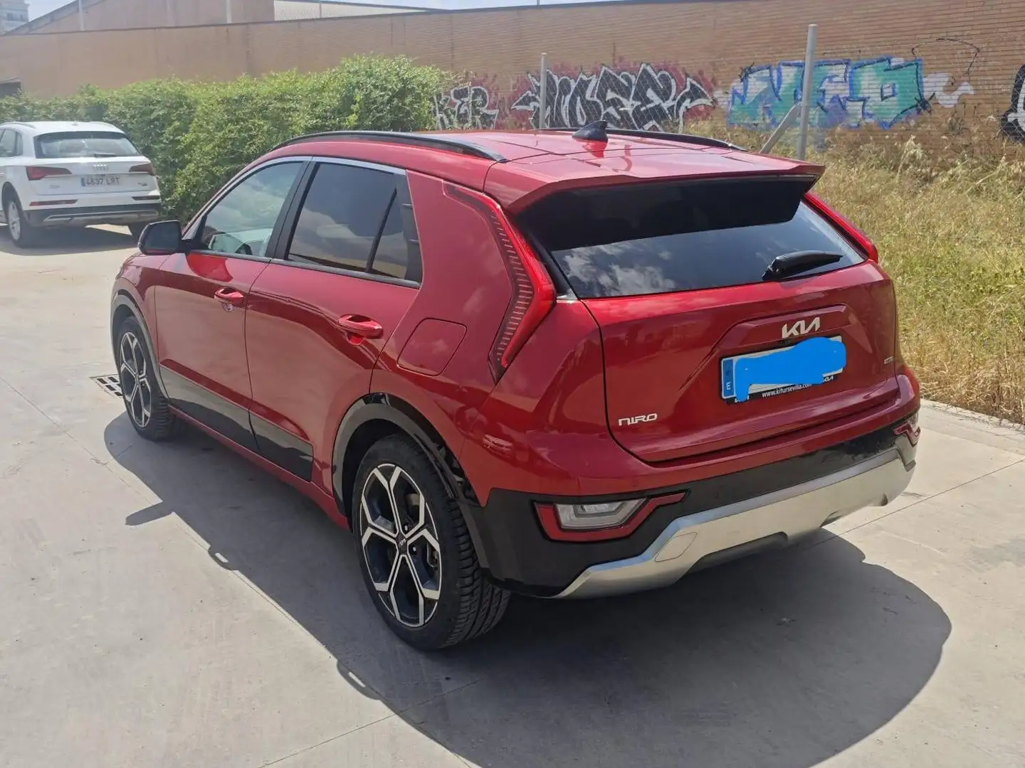 Kia Niro Niro 1.6 HEV Emotion 141 Emotion Rojo - 2