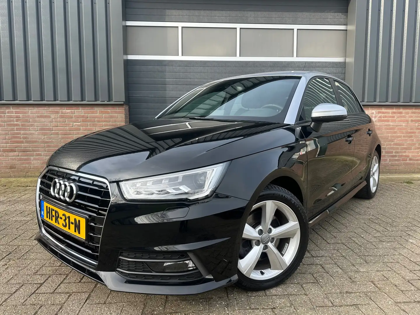 Audi A1 SPORTBACK 1.4 TFSI Design Pro Line Plus S-Line LED Noir - 1