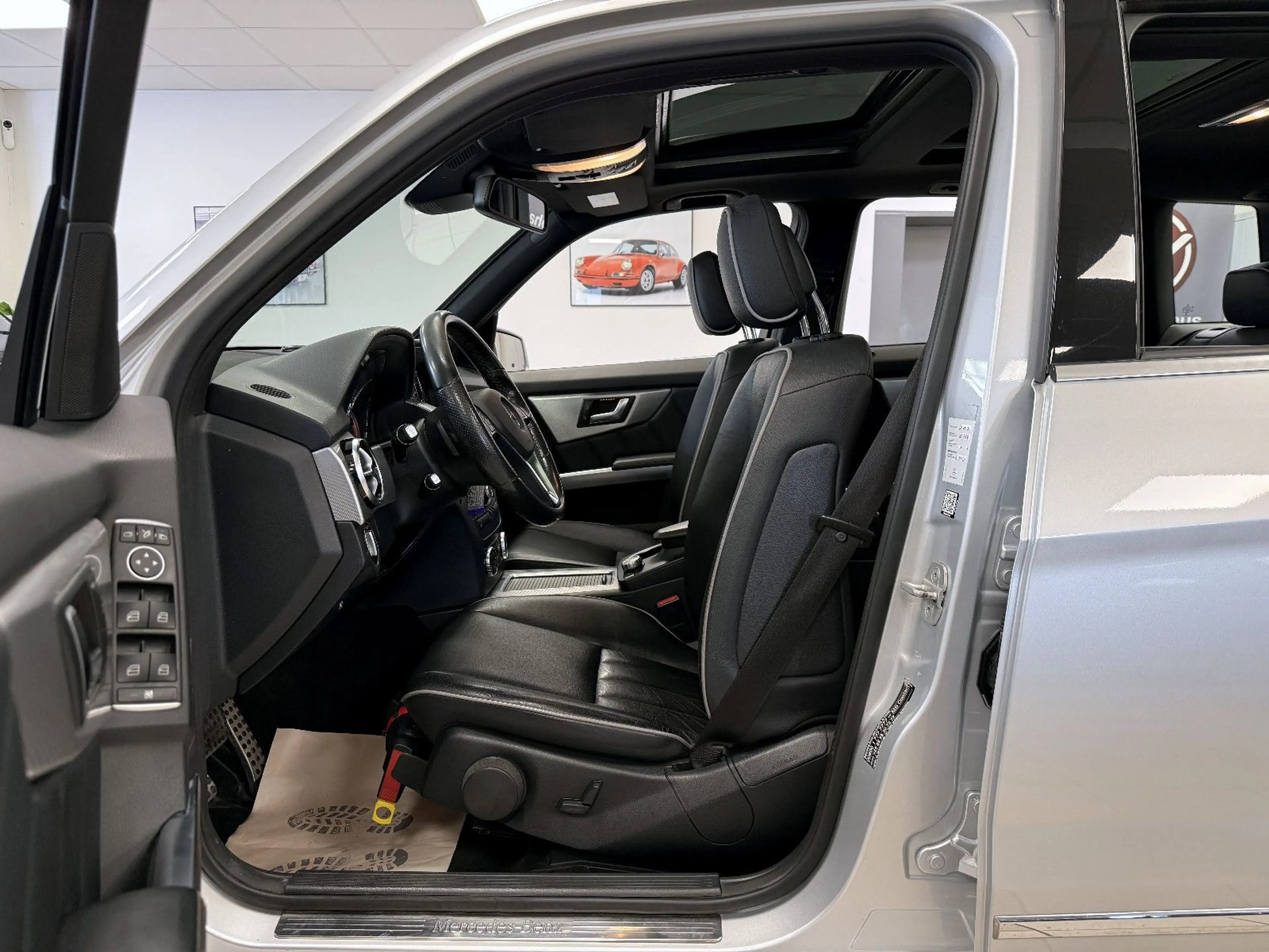 Mercedes-Benz GLK 250 CDI BT 4M *PanSD*AHK*Bi-Xenon*Leder*Navi — photo 5