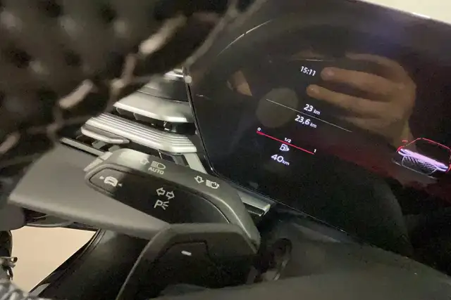 Audi A6 Avant view 14