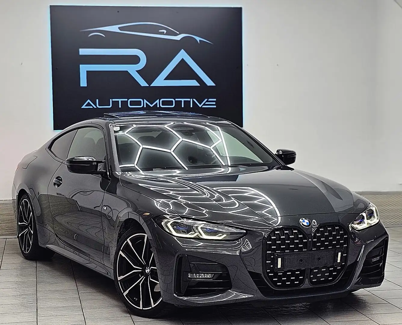 BMW 420 d 48 V Coupe xDrive M-Paket*LASER*SCHIEBEDACH*H... Grau - 1