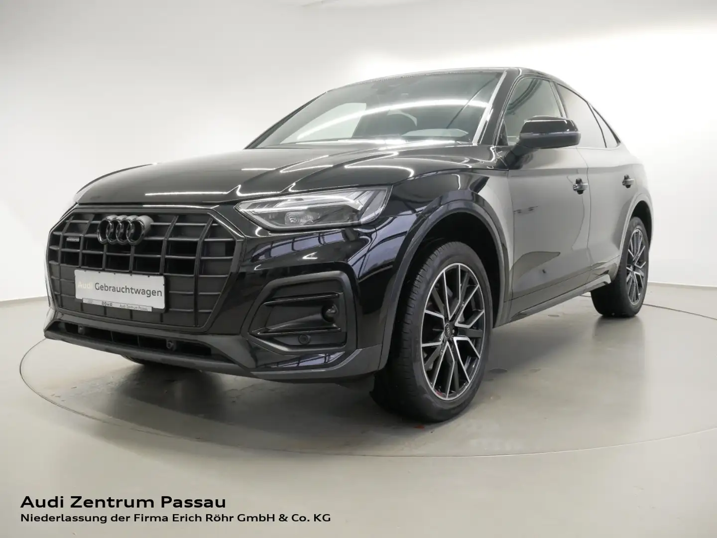 Audi Q5 Sportback 40 TDI quattro advanced LED AHK virt. Co Zwart - 1
