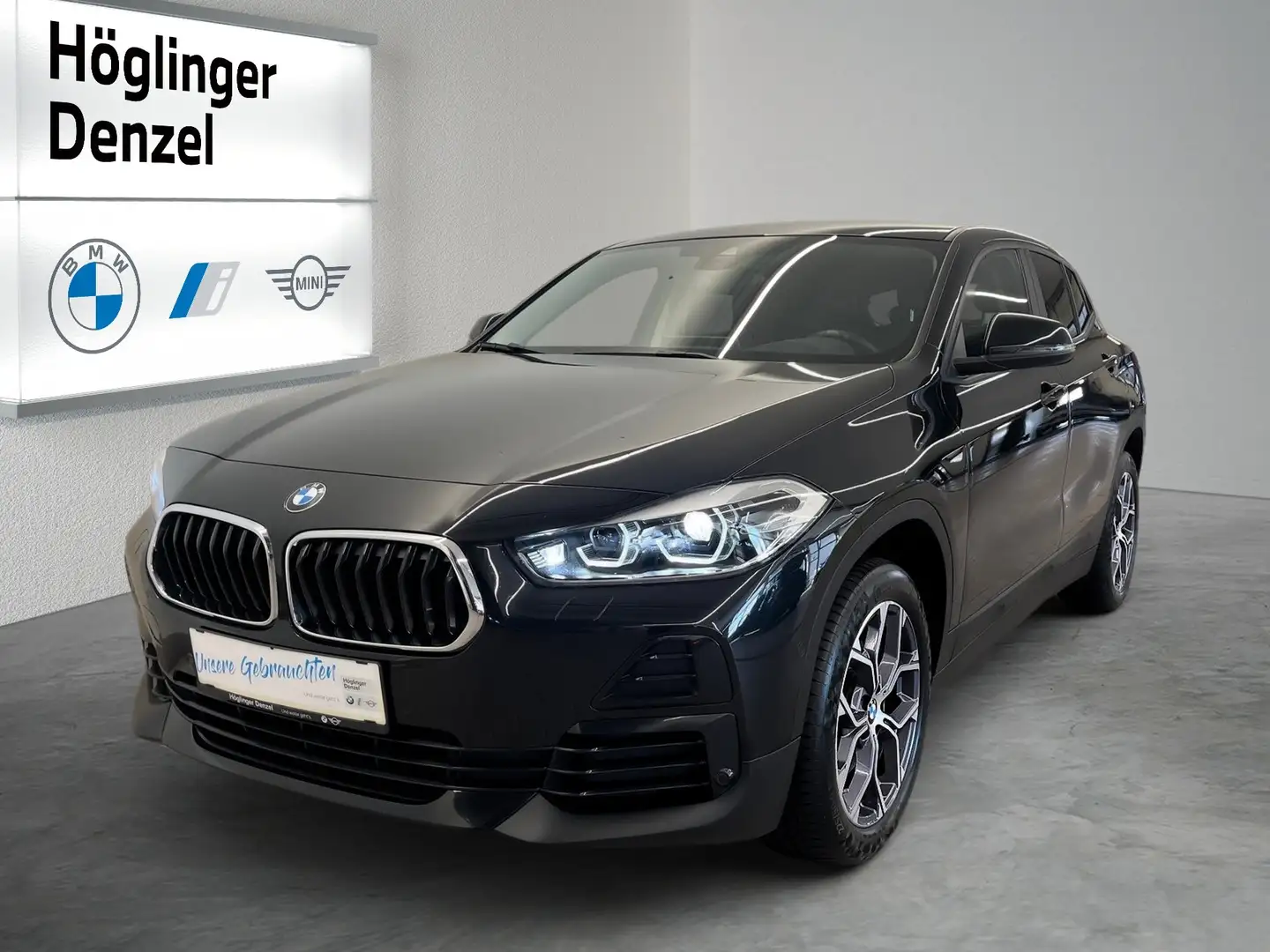 BMW X2 sDrive18d Schwarz - 1