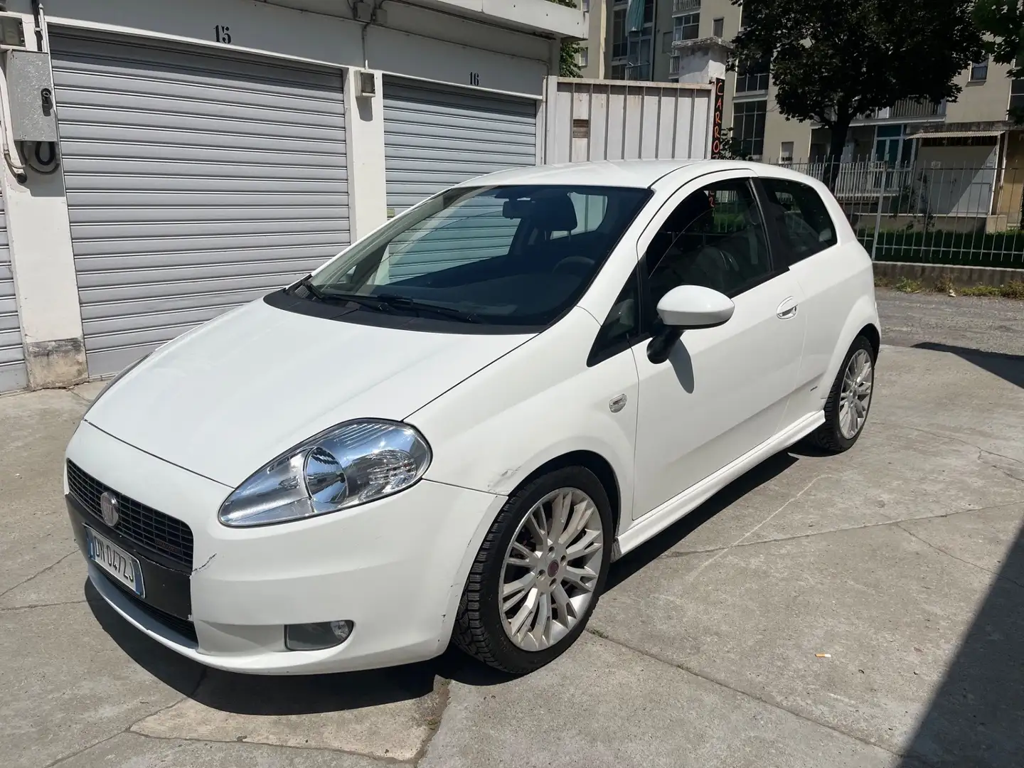 Fiat Grande Punto 3p 1.9 mjt Sport 130cv 6m Bianco - 1