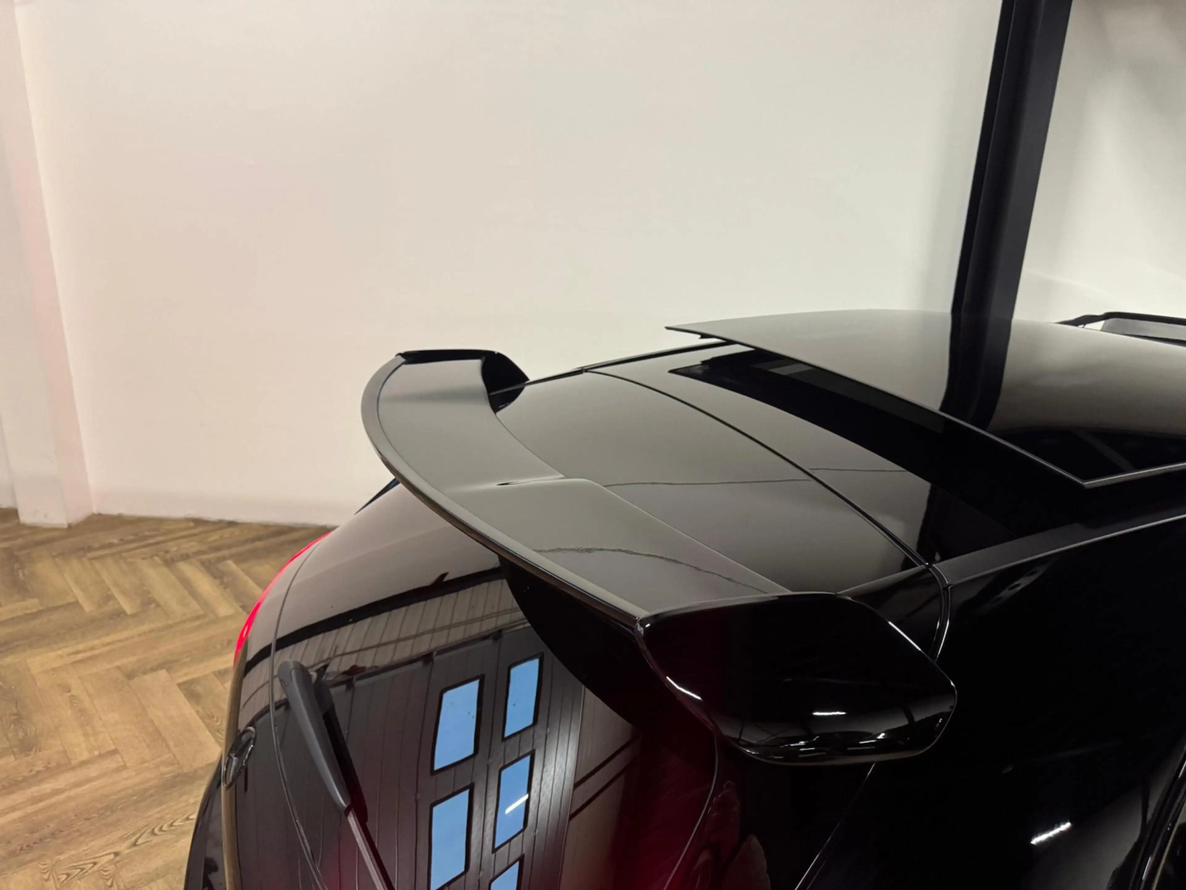 Mercedes-Benz A 35 AMG 4MATIC Edition 1 PANO KEYLESS CAM — photo 12