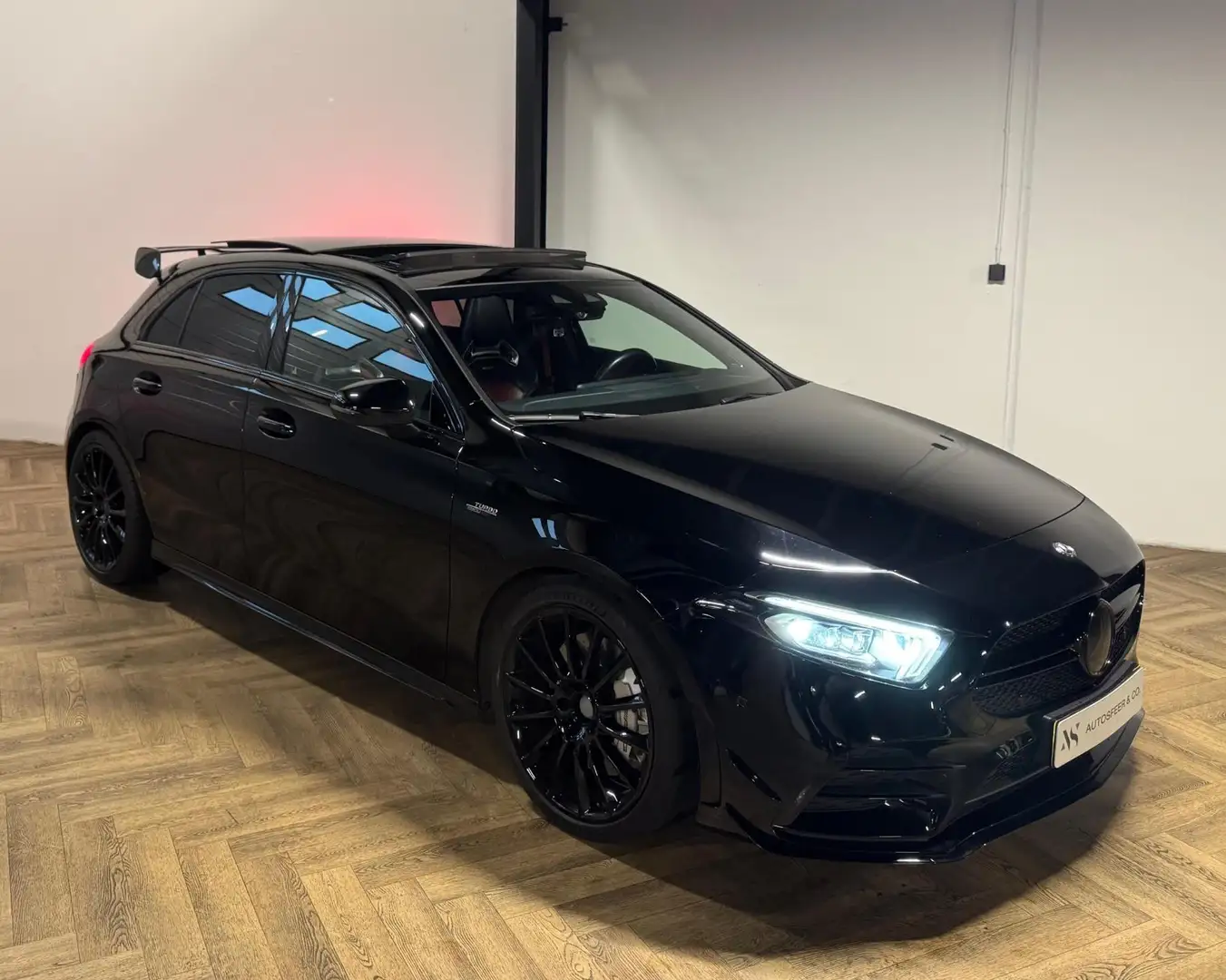 Mercedes-Benz A 35 AMG 4MATIC Edition 1 PANO KEYLESS CAM Noir - 2