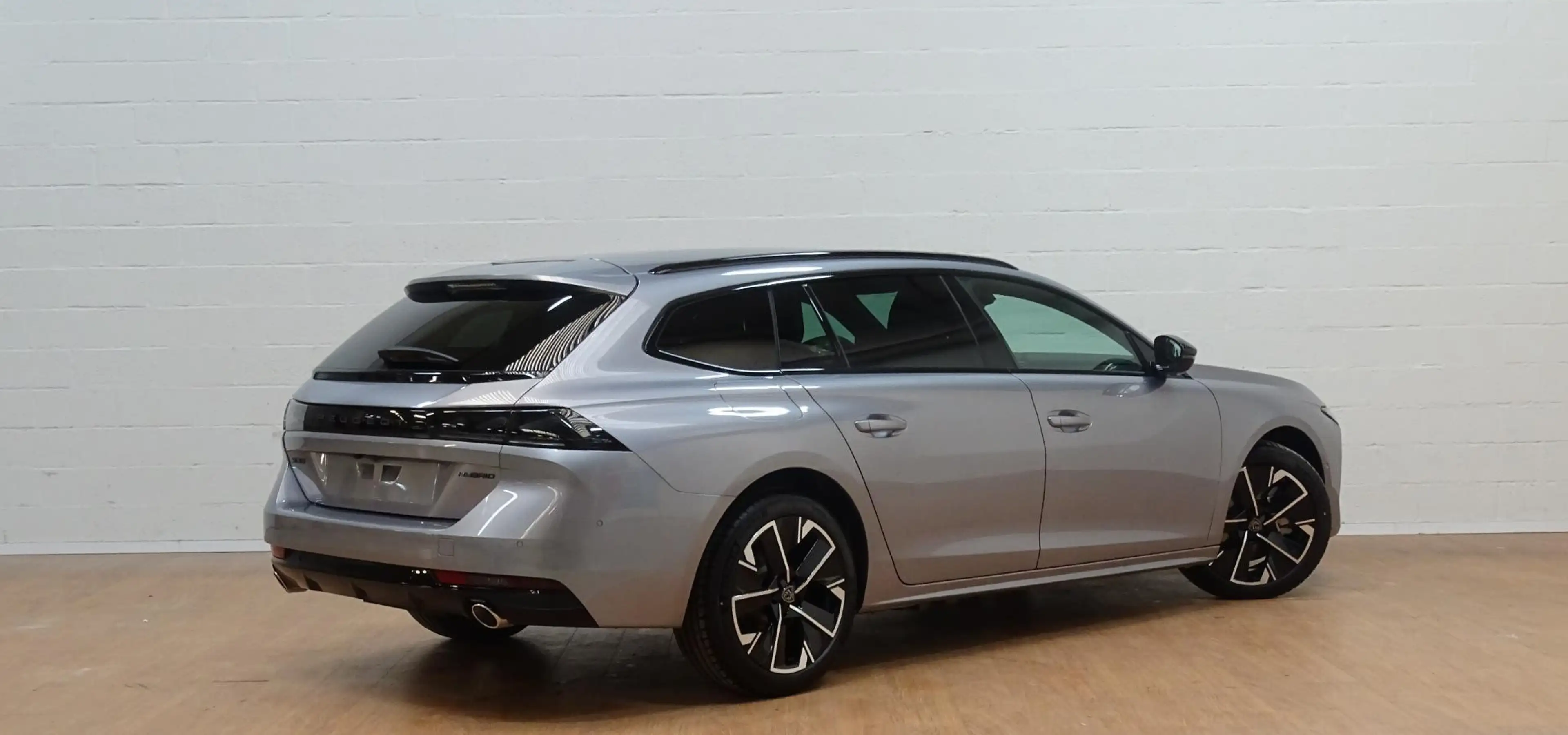 Peugeot 508 SW 1.6 Hybrid 225 e-EAT8 Allure Camera | PDC V+A | — photo 5