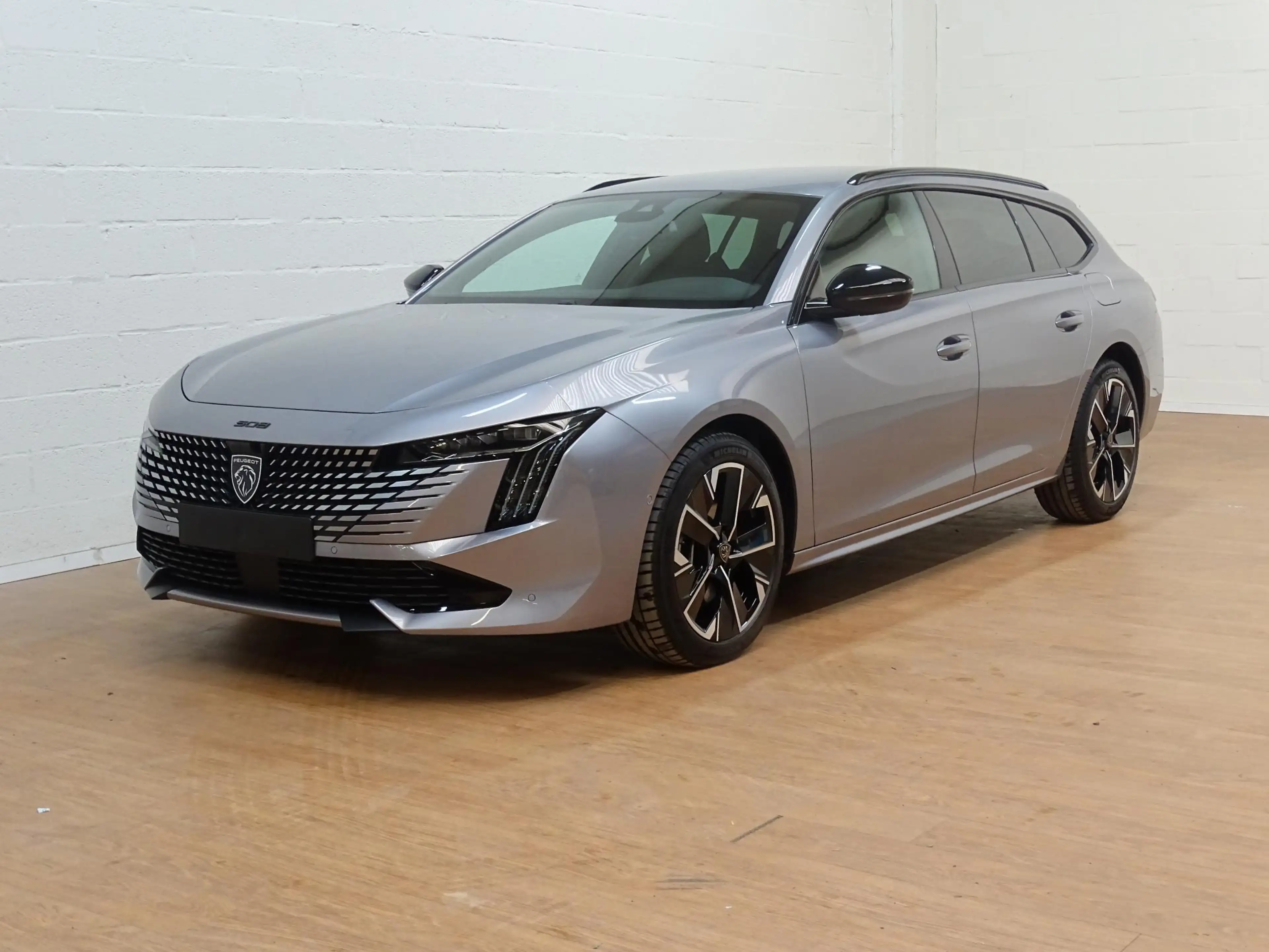 Peugeot 508 SW 1.6 Hybrid 225 e-EAT8 Allure Camera | PDC V+A | — photo 6