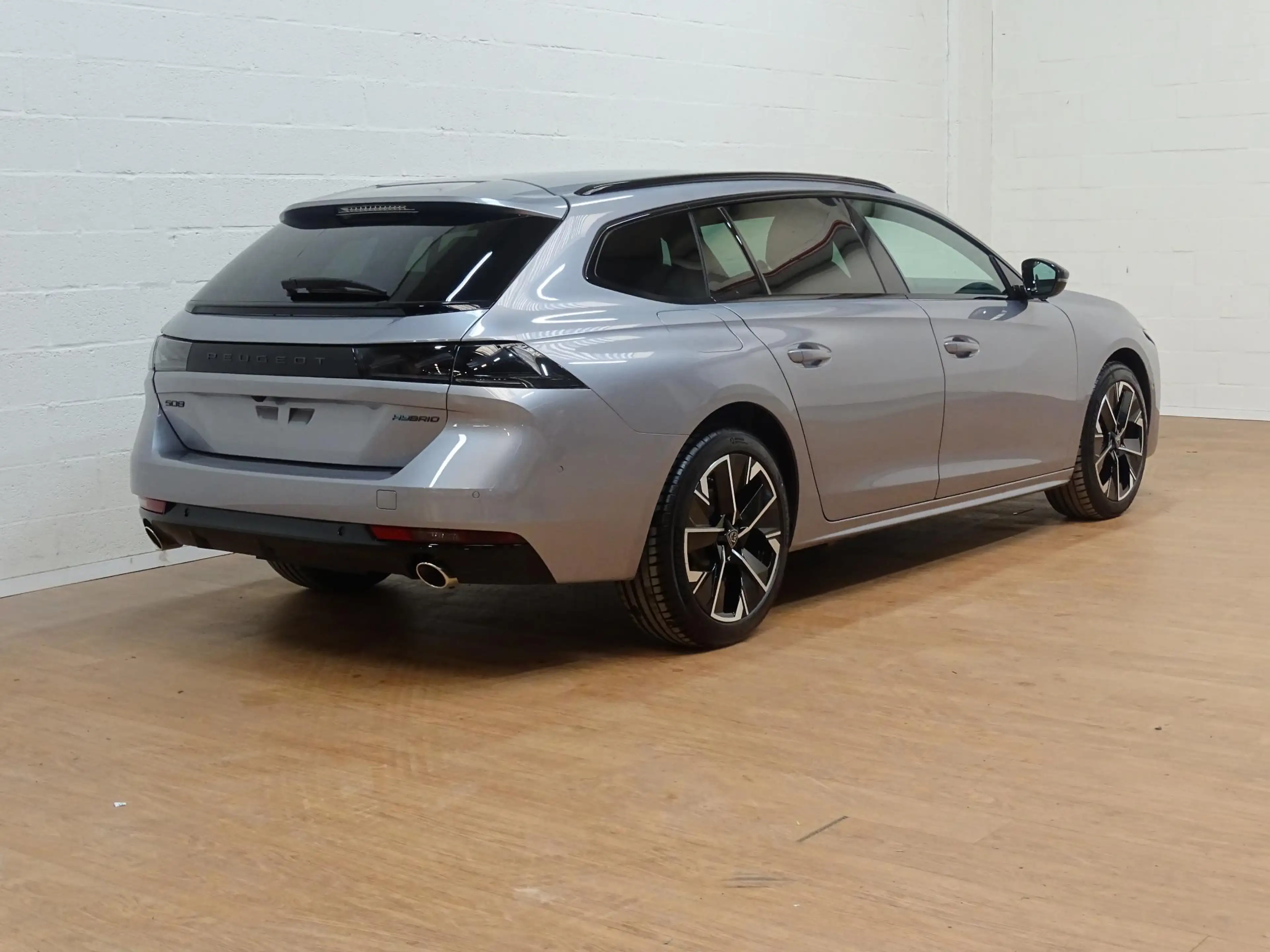 Peugeot 508 SW 1.6 Hybrid 225 e-EAT8 Allure Camera | PDC V+A | — photo 7
