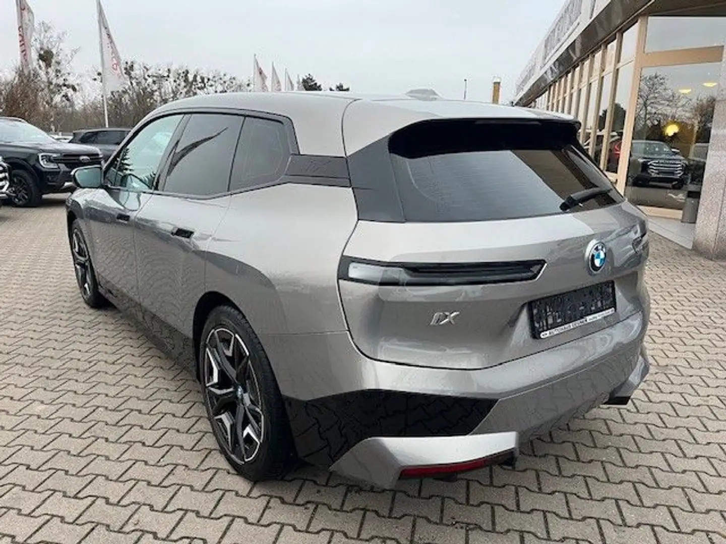 BMW iX 40 xDrive Sport Gris - 2