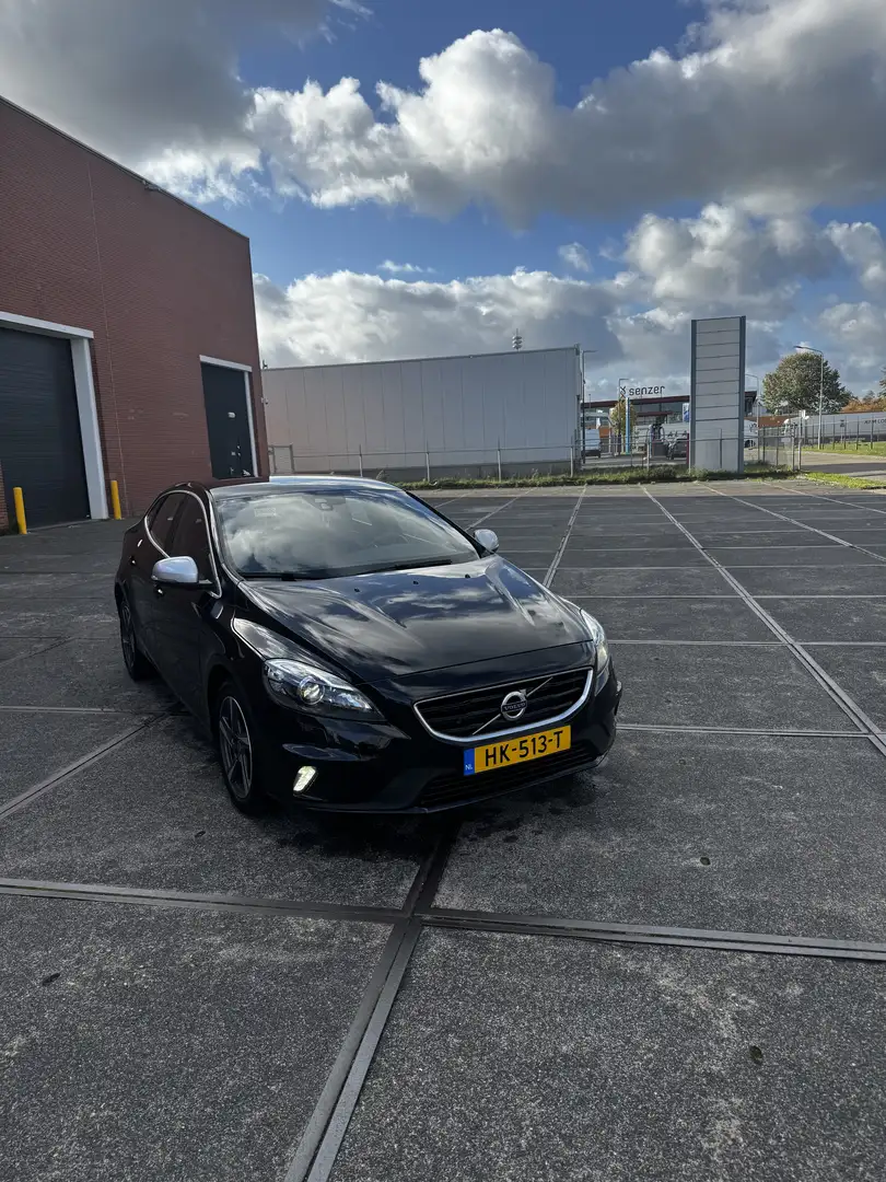 Volvo V40 2.0 D2 R-Design Bns Zwart - 2