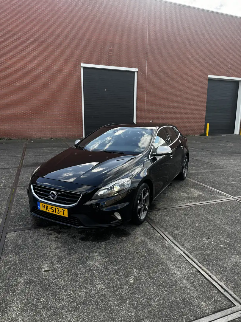 Volvo V40 2.0 D2 R-Design Bns Zwart - 1