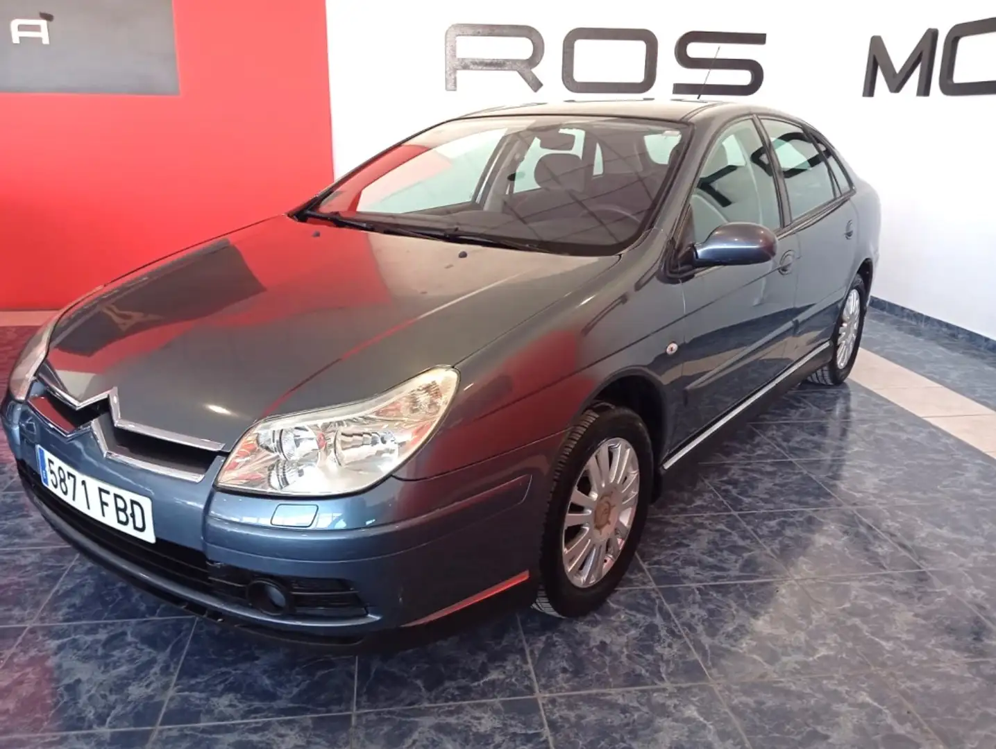 Citroen C5 1.6HDI LX FAP Gris - 2