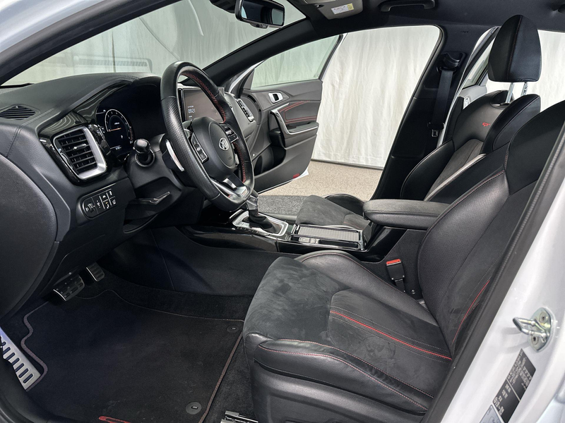 Kia ProCeed / pro_cee'd 1.6 T-GDI GT Automaat | LED | Memory — photo 4