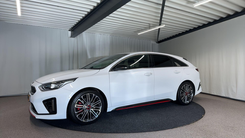 Kia ProCeed / pro_cee'd 1.6 T-GDI GT Automaat | LED | Memory — photo 7