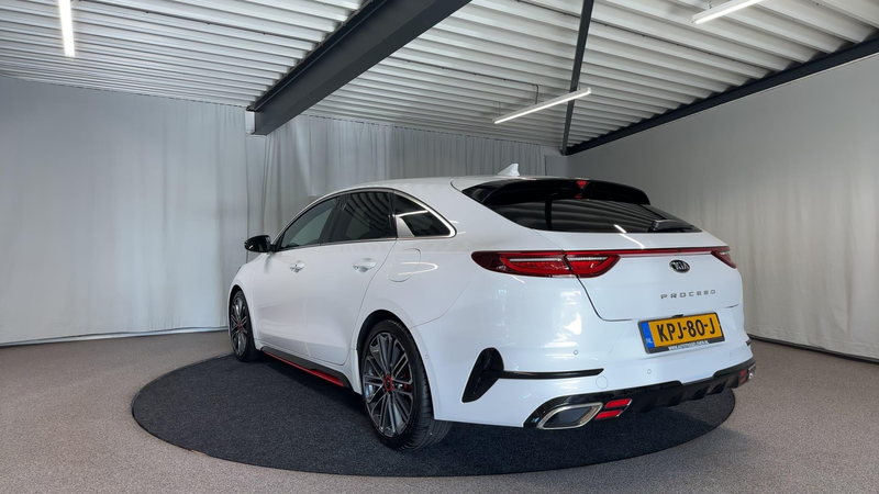 Kia ProCeed / pro_cee'd 1.6 T-GDI GT Automaat | LED | Memory — photo 2