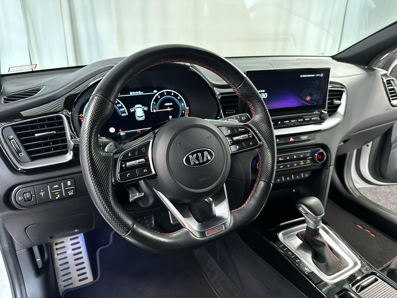 Kia ProCeed / pro_cee'd 1.6 T-GDI GT Automaat | LED | Memory — photo 16