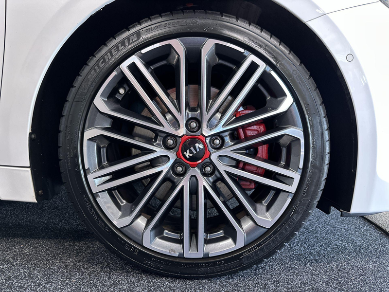 Kia ProCeed / pro_cee'd 1.6 T-GDI GT Automaat | LED | Memory — photo 46