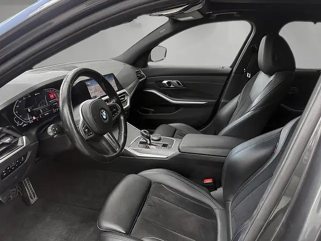 BMW 3 Series view 7