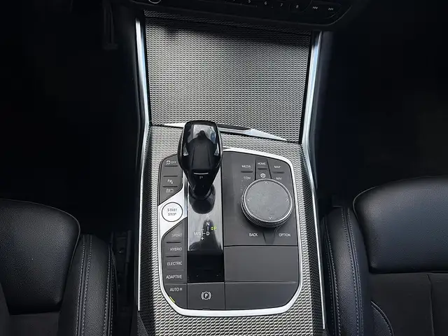 BMW 3 Series view 12