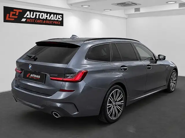 BMW 3 Series view 6