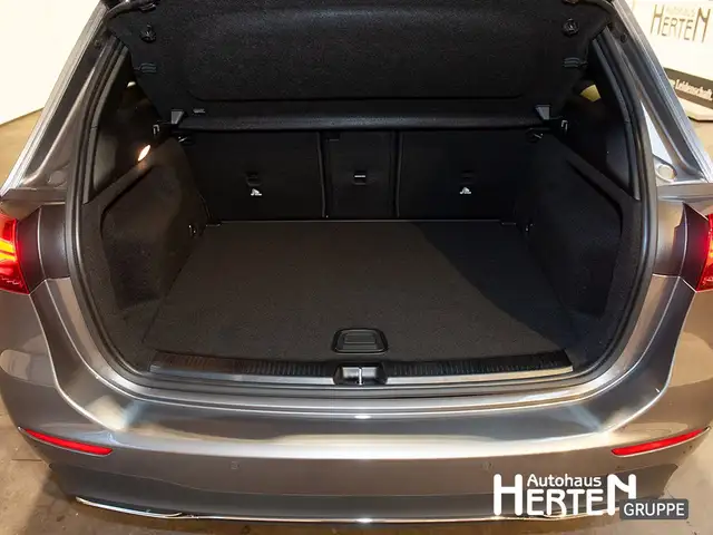 Mercedes-Benz B-Class view 15