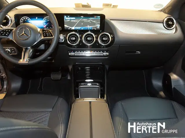 Mercedes-Benz B-Class view 10