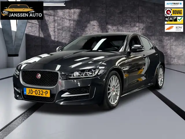 Jaguar XE 2.0 D Portfolio R-sport | Meridian | 1/2 leder | C
