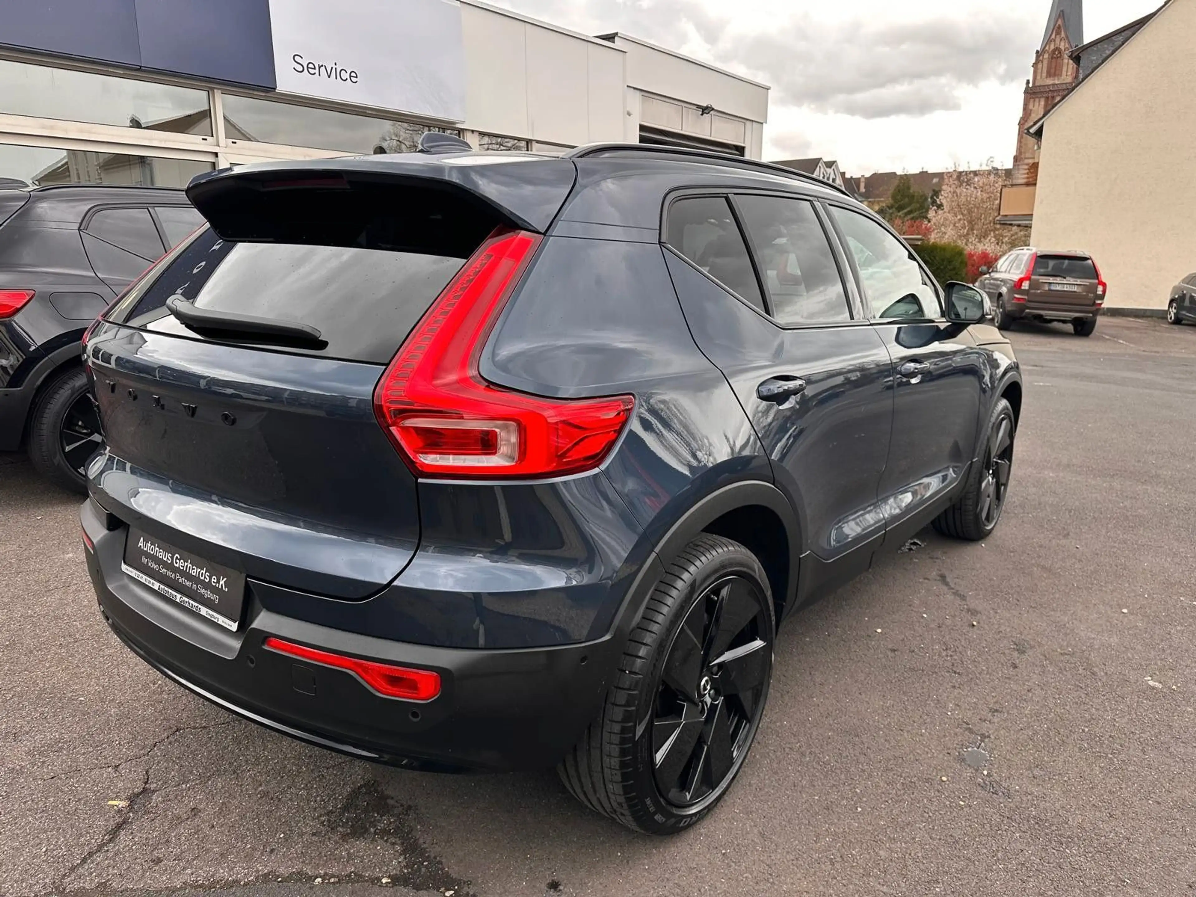 Volvo EX40 AWD Plus Black Edition LR 360°el.Sitze,20" — photo 7