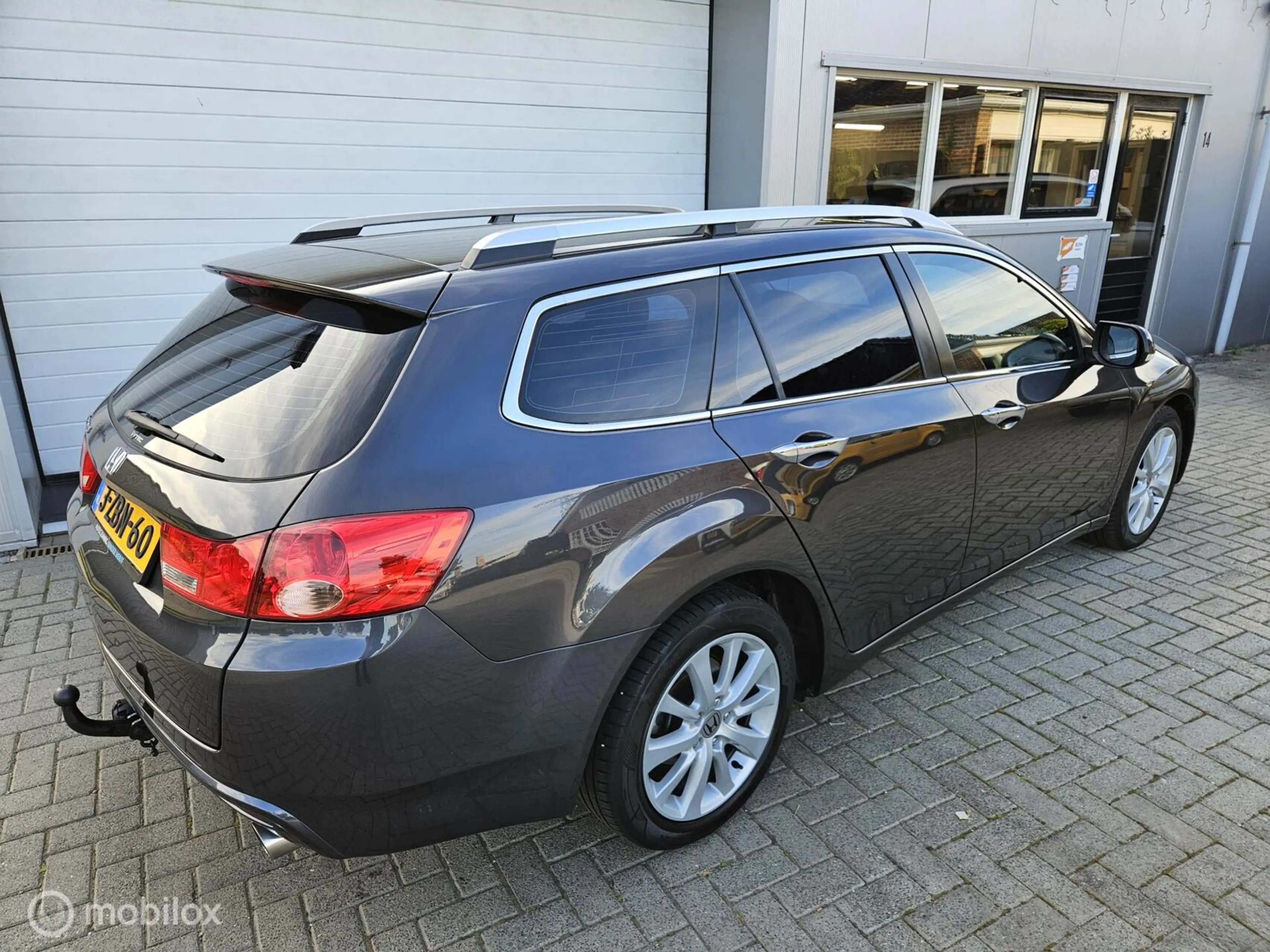 Honda Accord Tourer 2.0 Elegance zeer nette auto!! — photo 5