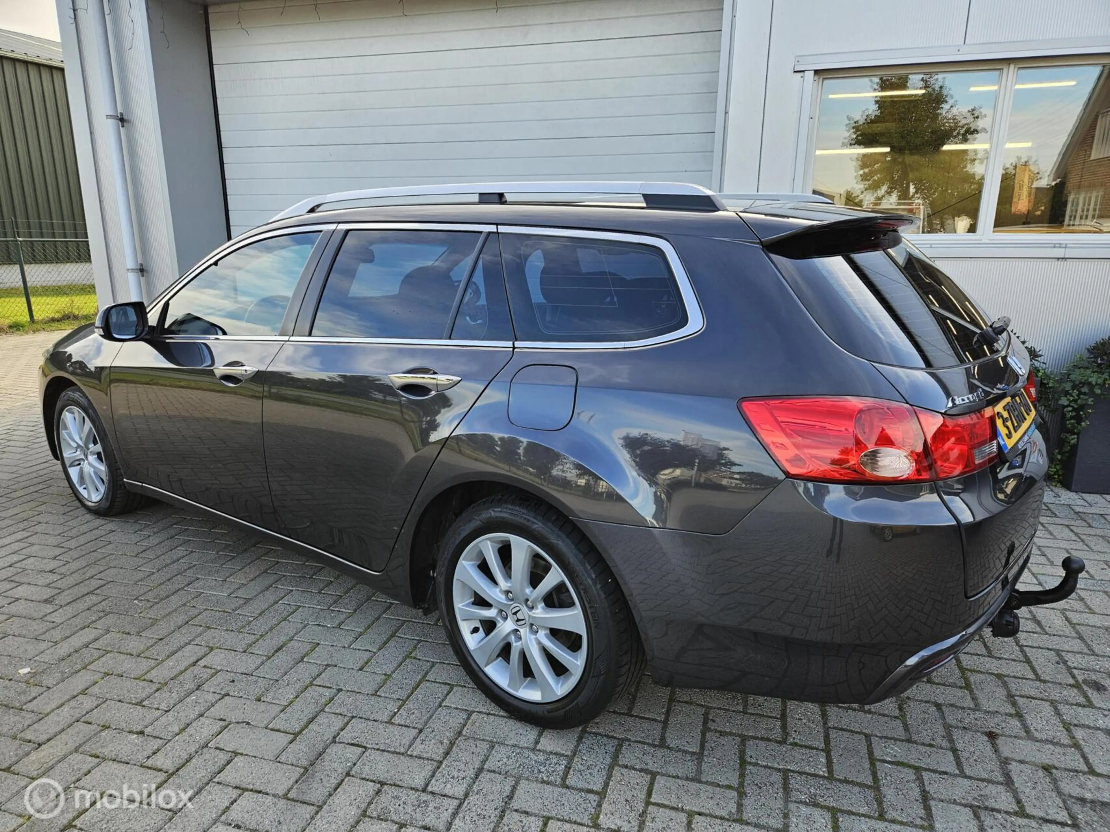 Honda Accord Tourer 2.0 Elegance zeer nette auto!! — photo 4