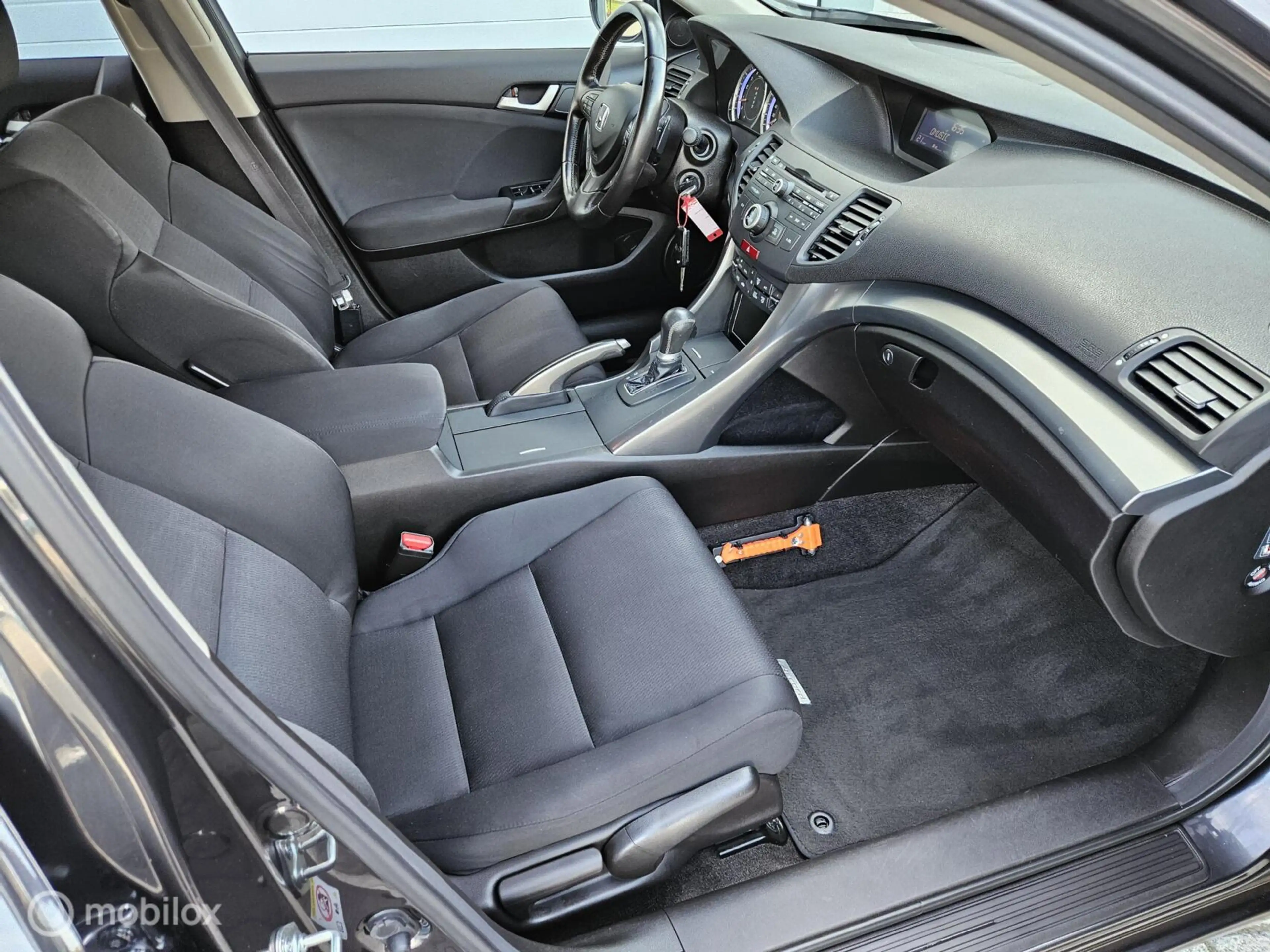 Honda Accord Tourer 2.0 Elegance zeer nette auto!! — photo 9