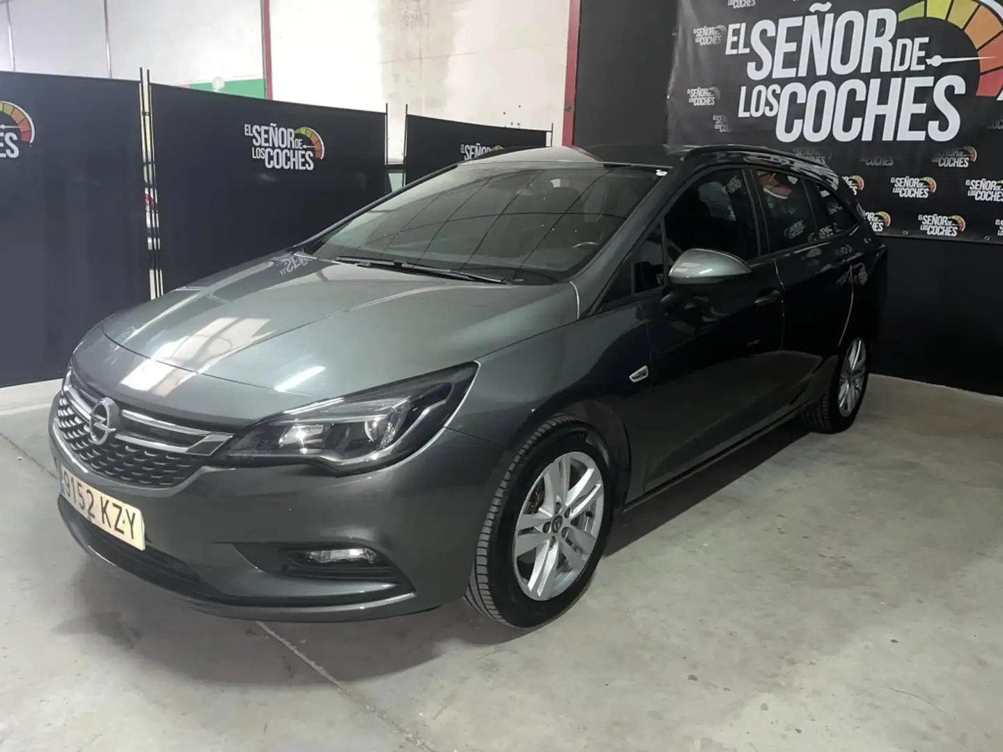Opel Astra 1.6CDTi S/S Selective Pro 110 Silber - 1