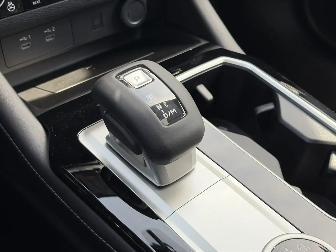 Mitsubishi Outlander снимка Mitsubishi Outlander