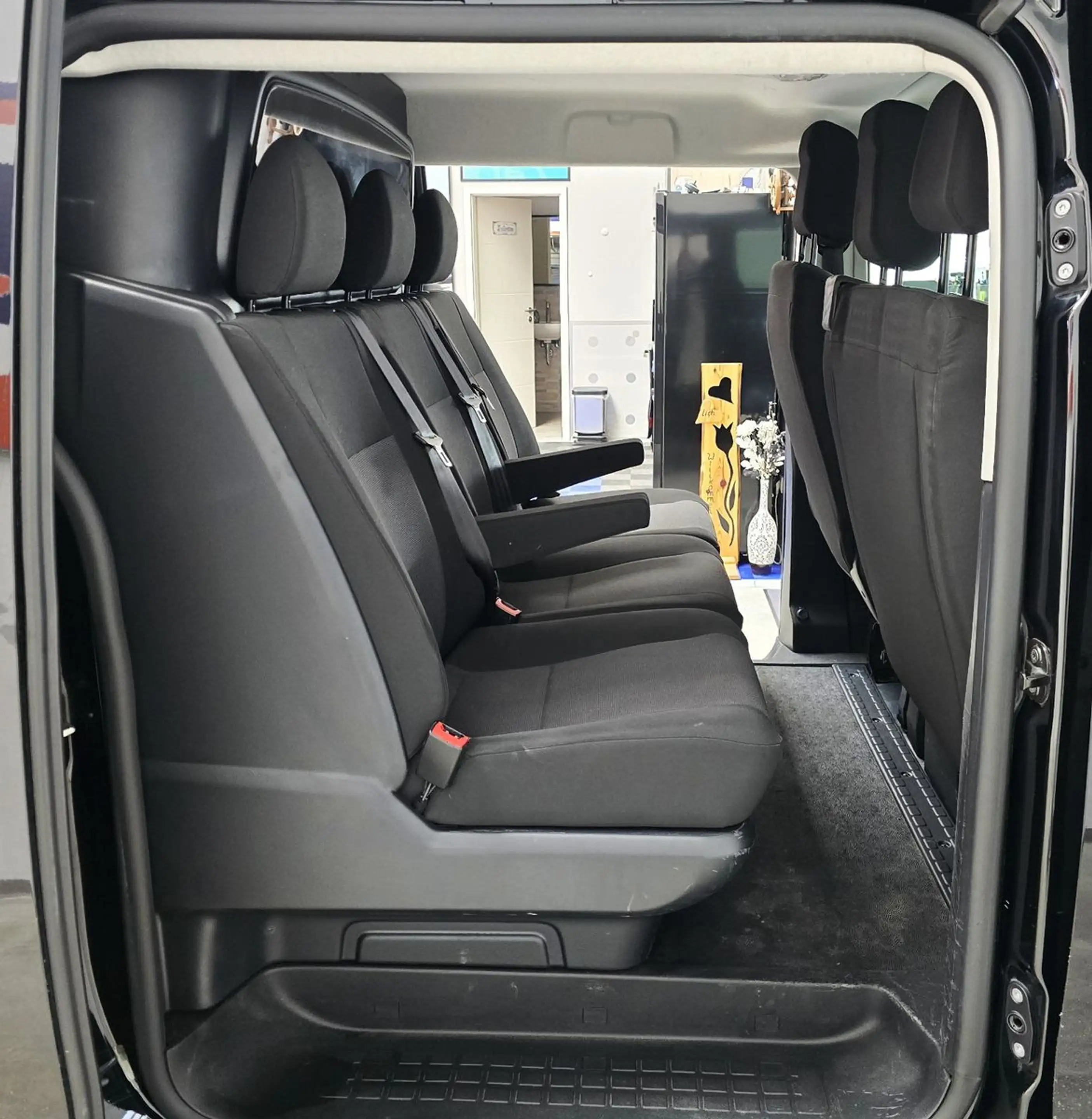 Peugeot Expert Kasten Premium|L2 H1|6 Sitzer|Kamera|1 HD — photo 15