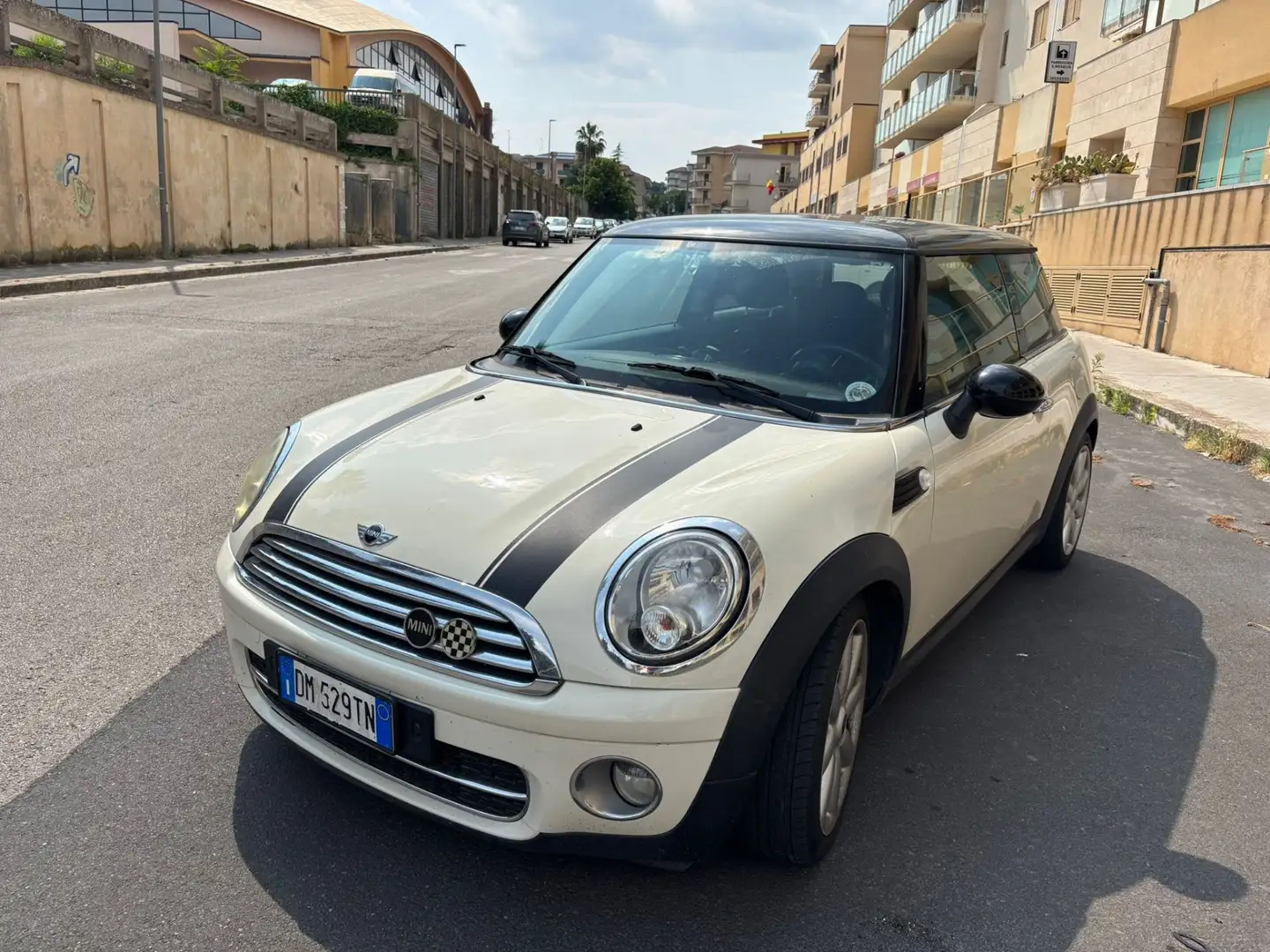 MINI Cooper D 1.6 - 1