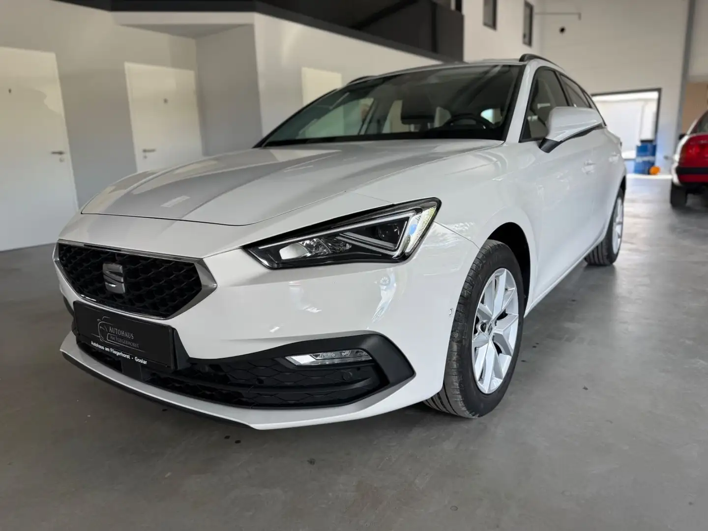 SEAT Leon Sportstourer 2.0 TDI Style LED/ACC/Kam/SHZ Blanc - 1
