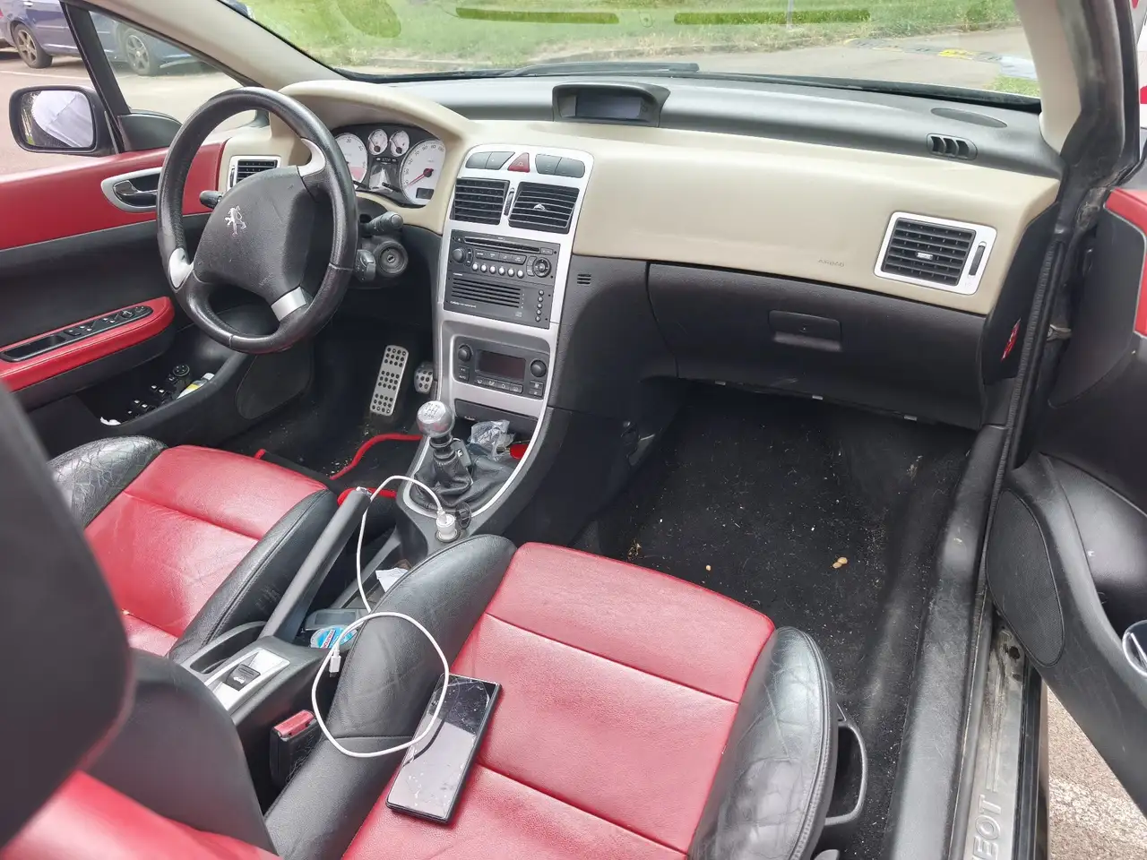Peugeot 307 CC 2.0 HDi 16V 136ch FAP Sport