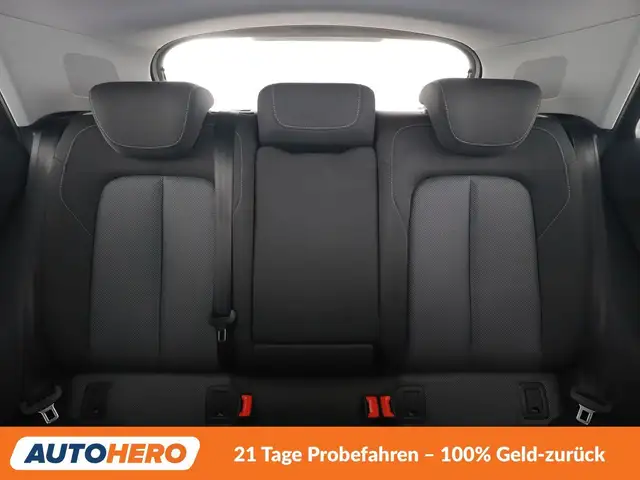 Audi Q2 view 15