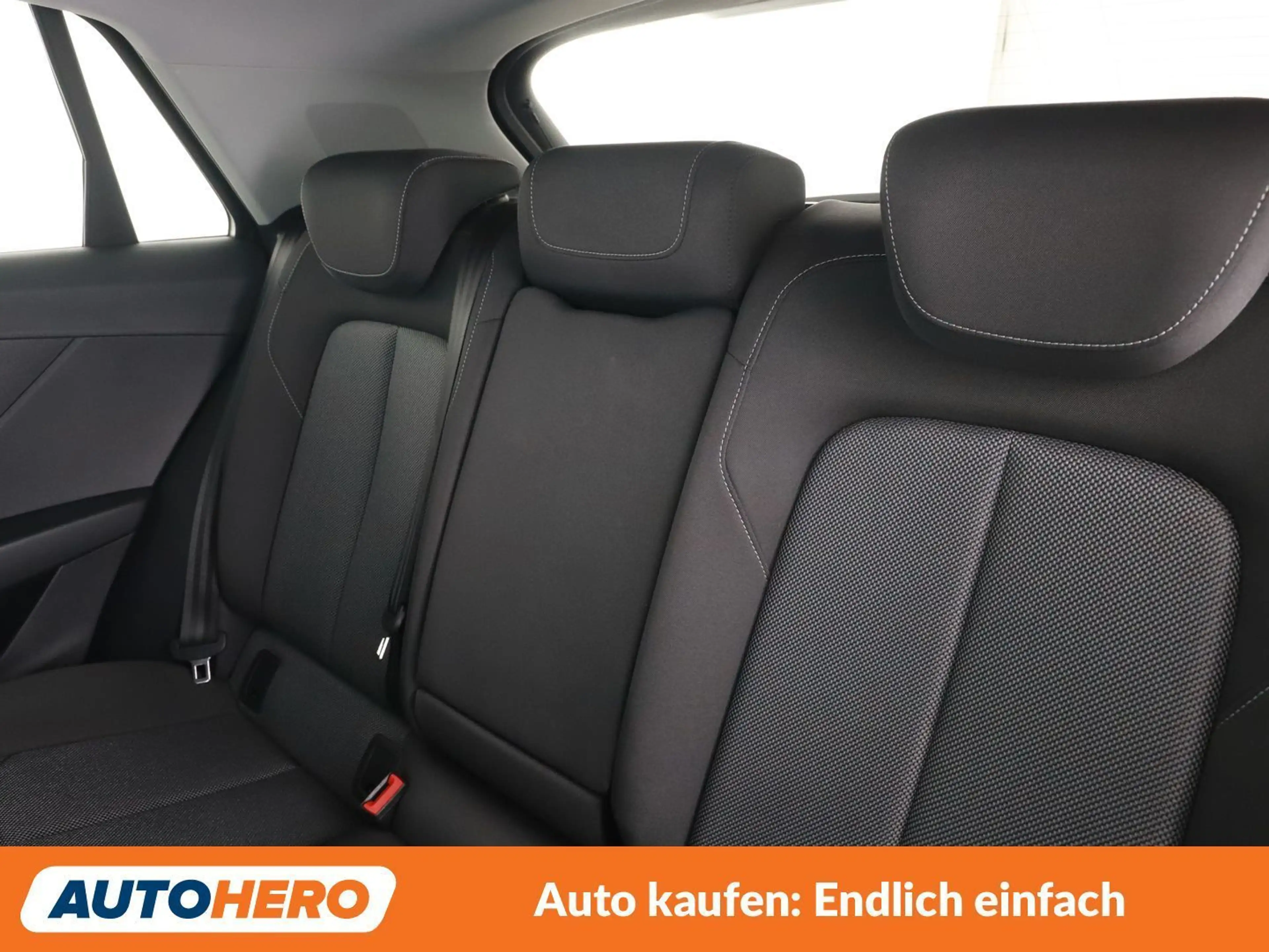 Audi Q2 1.6 TDI Sport edition — photo 14