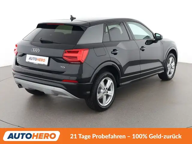 Audi Q2 view 6