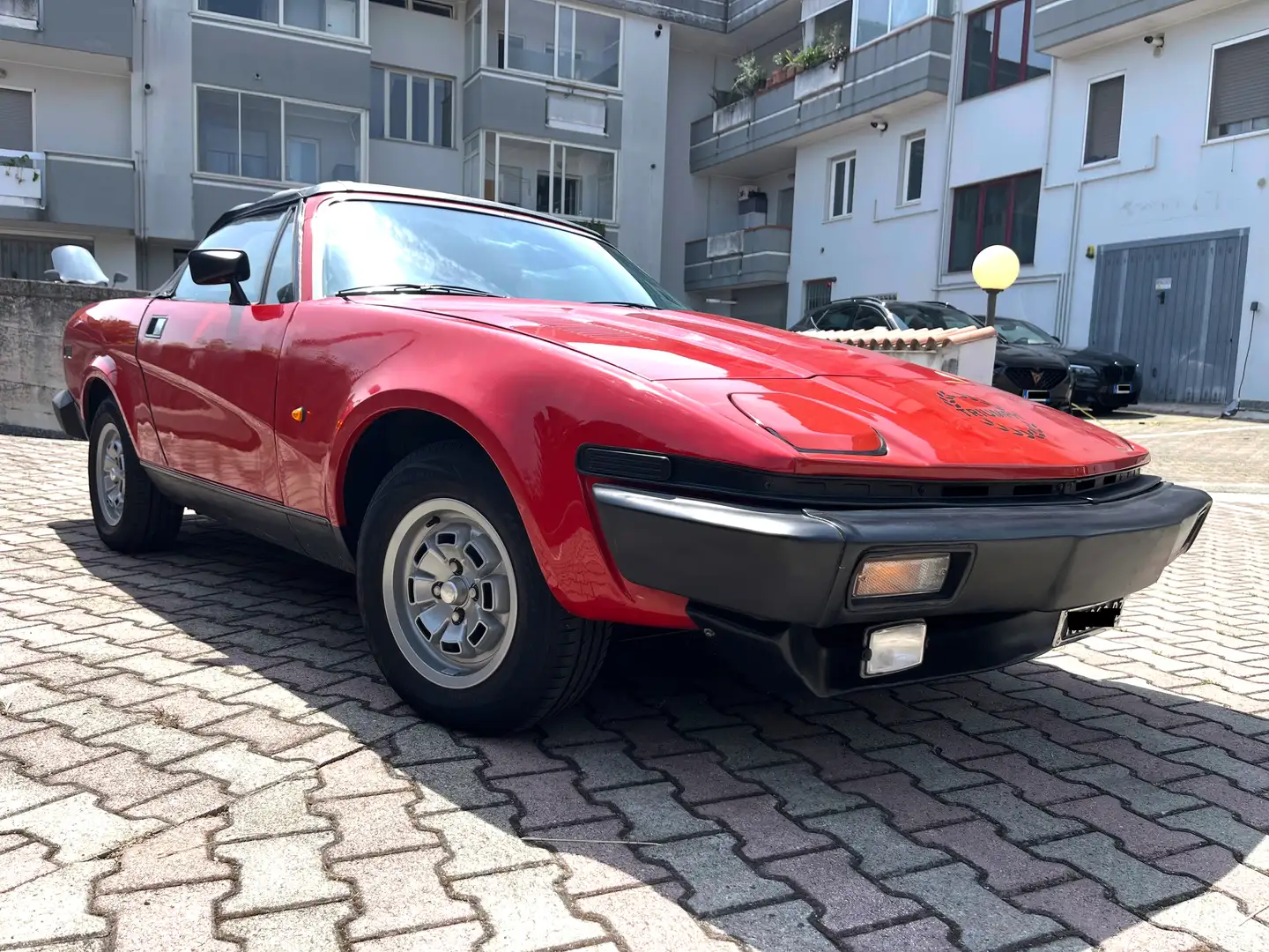 Triumph TR7 Красный - 2